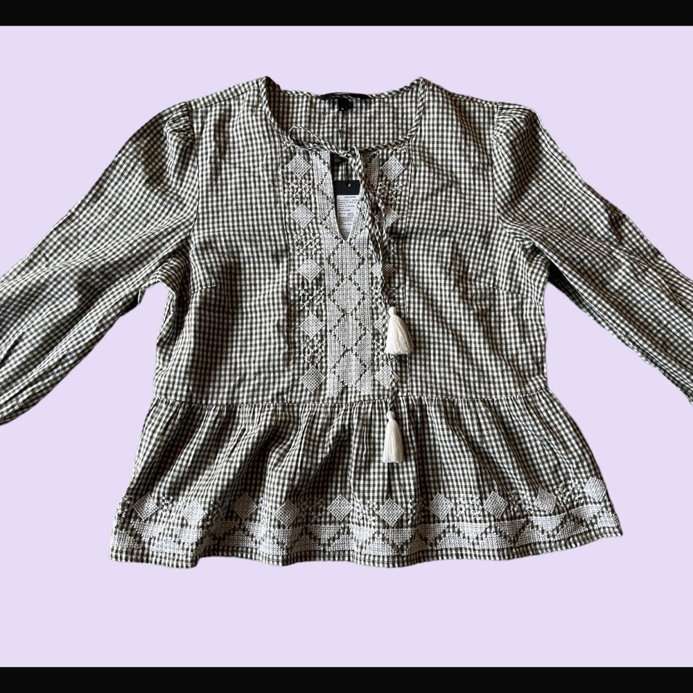 NEVER WORN WITH TAGS, Vero moda blouse!